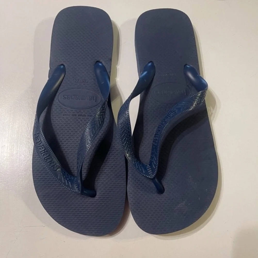 Havaianas Men’s Navy Blue Size 11 Flip Flops
